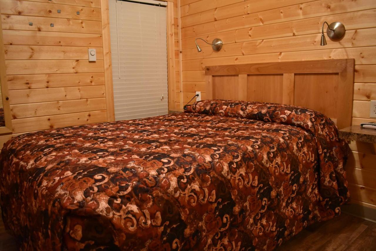 Tall Chief Camping Resort Cottage 1 Pleasant Hill Zewnętrze zdjęcie