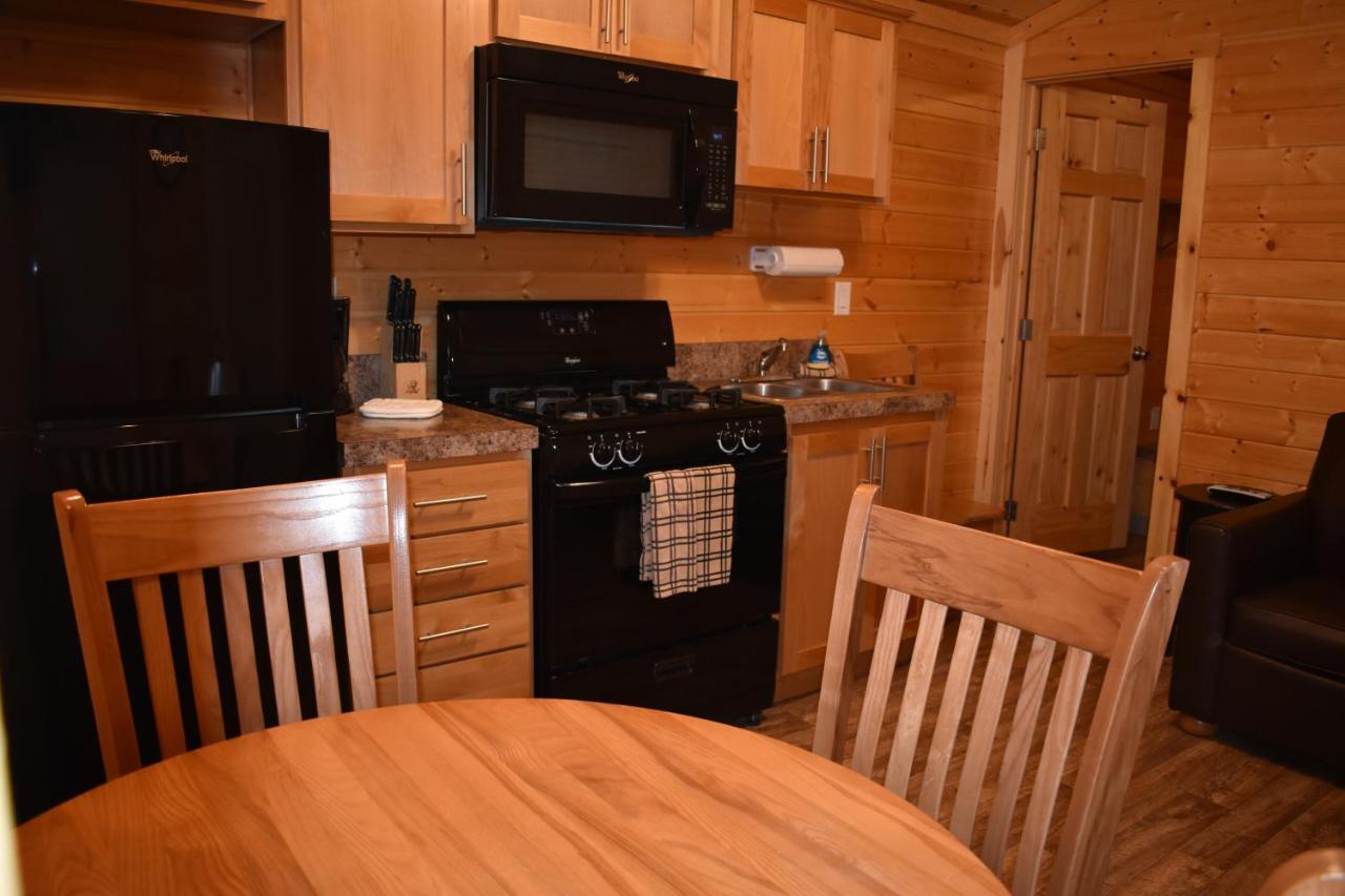 Tall Chief Camping Resort Cottage 1 Pleasant Hill Zewnętrze zdjęcie